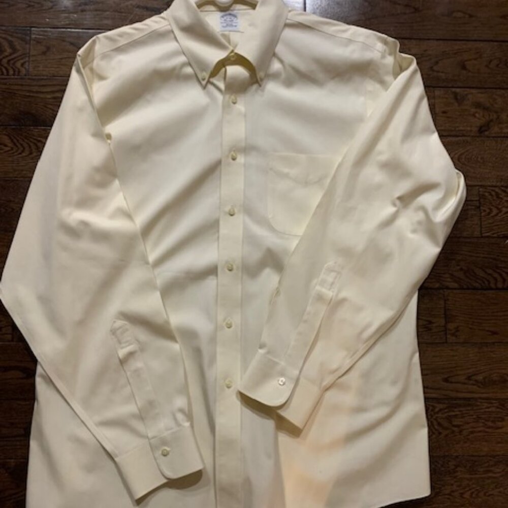 Brooks Brothers SLIM FIT -Non Iron- Dress Shirt Size 17- 35 Pale Yellow - Picture 2 of 6